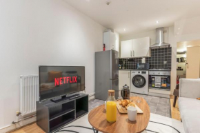 Lovely 2 Bedroom Flat, North LDN